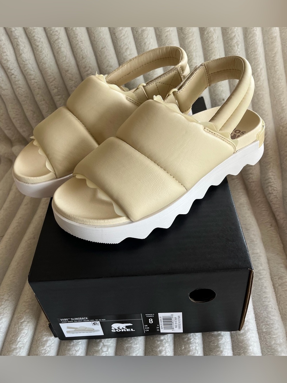 NIB Women’s Sz 8 Sorel Viibe Slingback Sandals In Honey White/Sea Salt